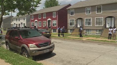 St. Louis child dies after shooting himself